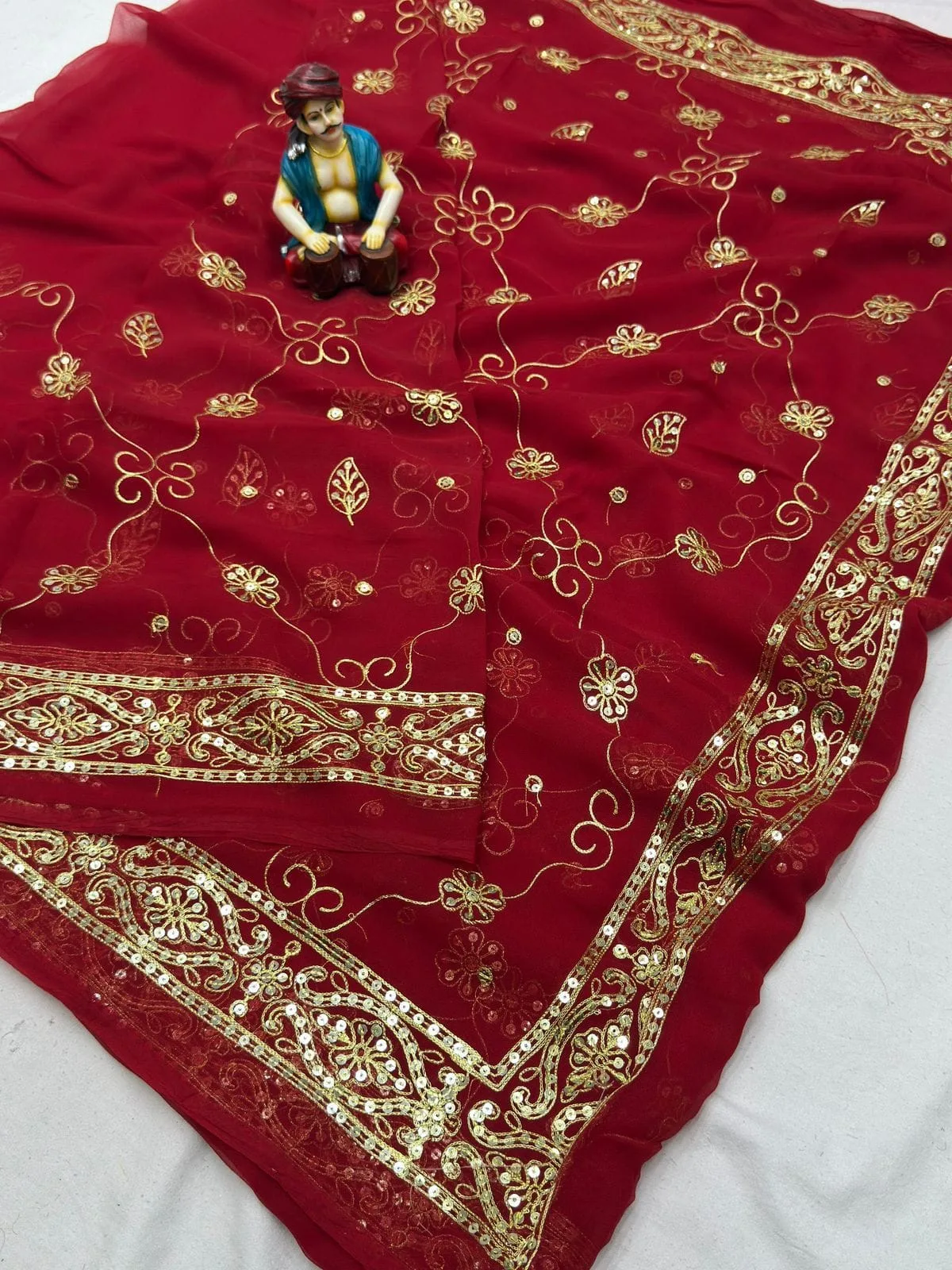 Golden Grace Chatak Red