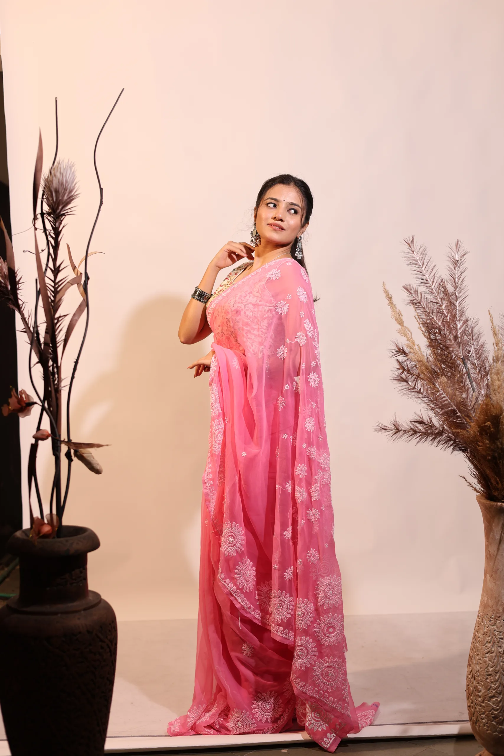 🌸 “Gulabi Nazakat” – Pure Georgette Hand Chikankari Saree - Image 2